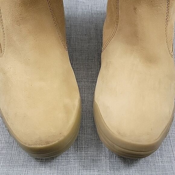 Coach Tatum Suede Wool Beige / Multicolor Striped Knit Boots Women's SZ 7.5 - Picture 3 of 12